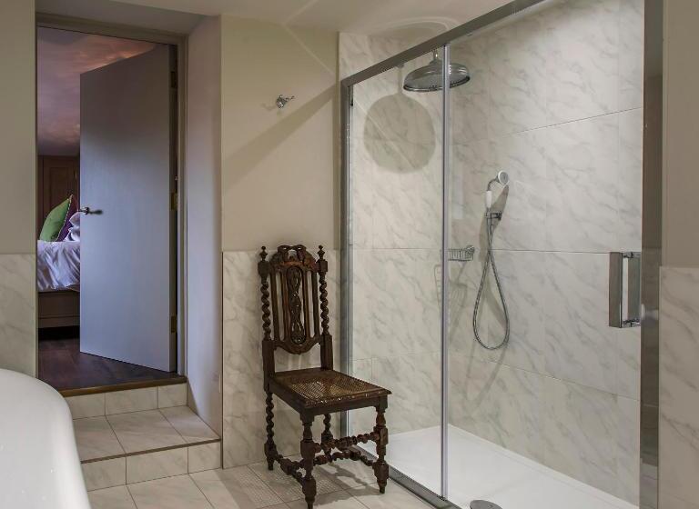 غرفة ديلوكس, Ffolkes Arms