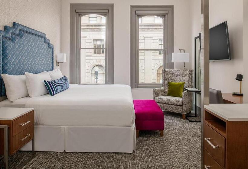 Büyük Çift Kişilik Yataklı Standart Oda, Harlow