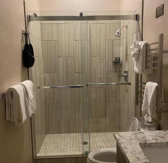 Büyük Çift Kişilik Yataklı Lüks Oda, Harlow