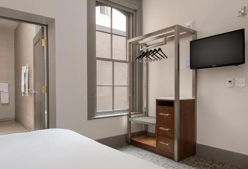 Engelliler için Standart Oda, Harlow