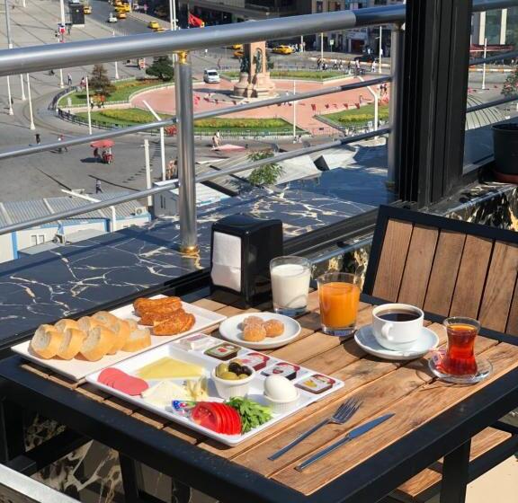 اتاق استاندارد یک تخته با چشمانداز شهر, Kartal Palace Taksim Square Fami̇ly