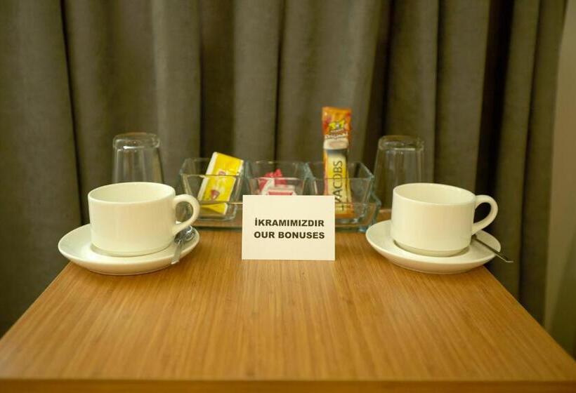 اتاق سوپریور با چشمانداز شهر, Kartal Palace Taksim Square Fami̇ly