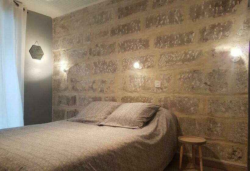 Номер Стандарт, Le Saint Jean