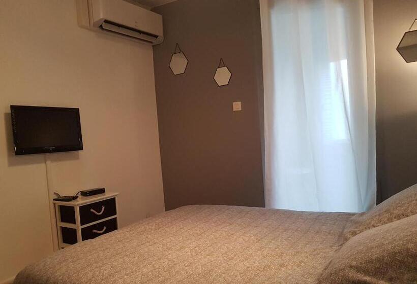 Номер Стандарт, Le Saint Jean