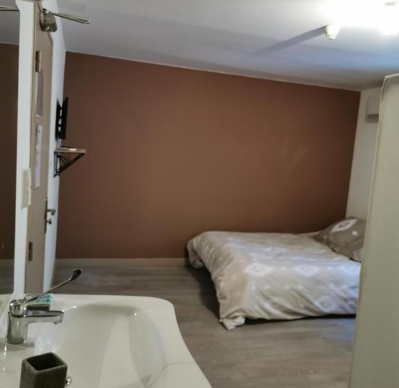 Номер Стандарт Адаптированный для Инвалидов, Le Saint Jean