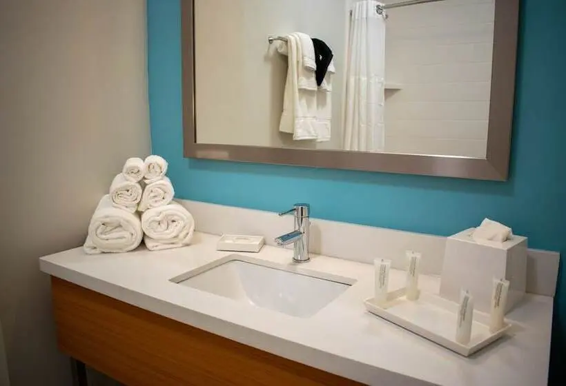 اتاق لوکس, Oasis Resort Gulfport