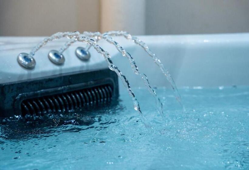 주니어 스위트, The Dixie Dean