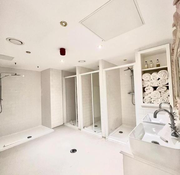 주니어 스위트, The Dixie Dean