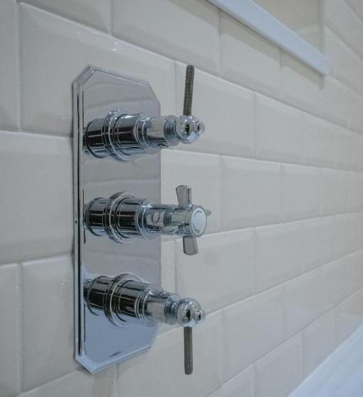 디럭스 4인 룸, The Dixie Dean