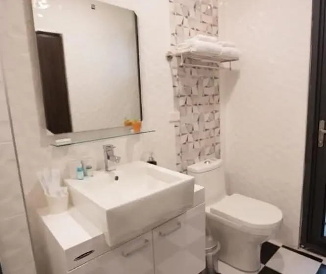 اتاق سوپریور, Near B&b 2283
