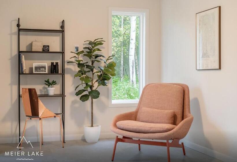 غرفة قياسية مطلّة علي البحيرة, Meier Lake Resort