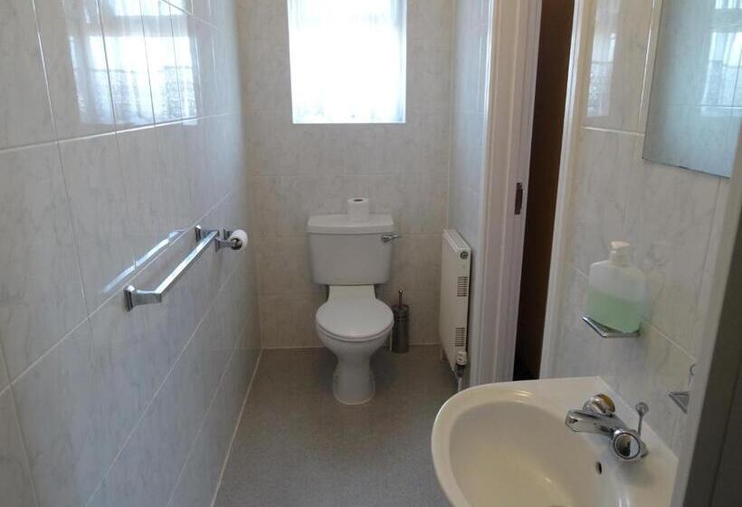 Номер Стандарт, Aj Lodge