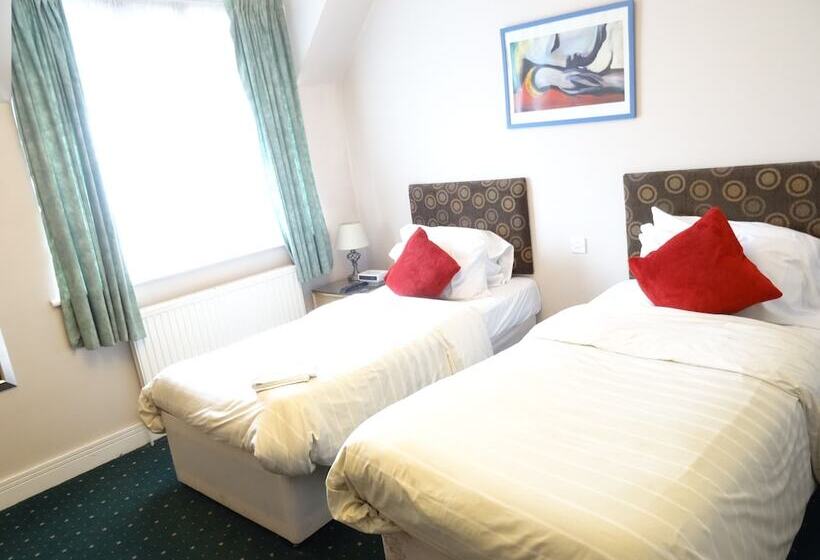 Номер Стандарт, Aj Lodge