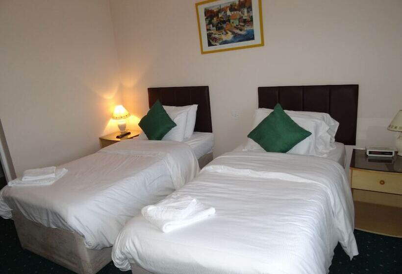 Номер Стандарт, Aj Lodge