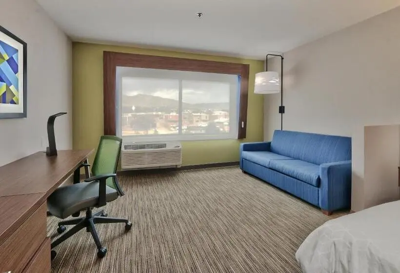 キングサイズベッドのスイートルーム, Holiday Inn Express & Suites - Albuquerque East, An Ihg