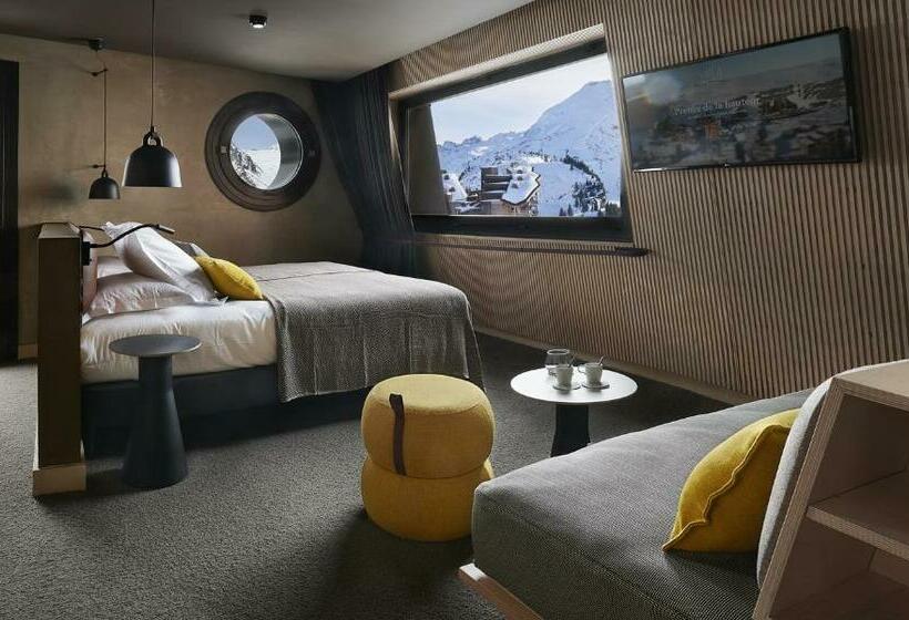 سوئیت جونیور با چشمانداز کوهستان, Hôtel Mil8