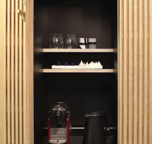 سوییت, Hôtel Mil8