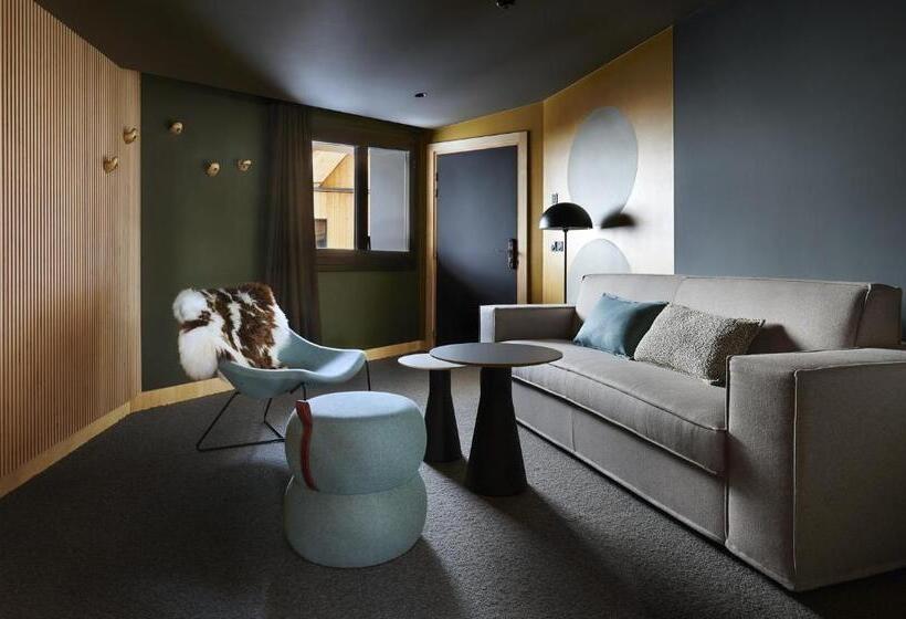 سوییت, Hôtel Mil8