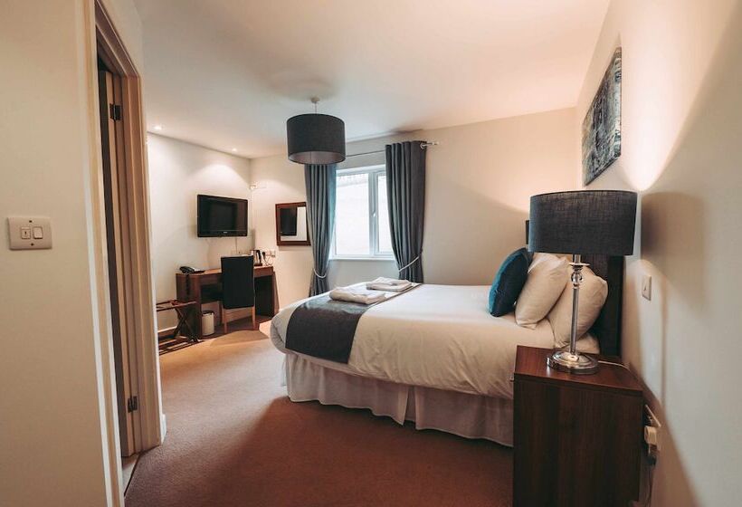 Quarto Familiar, The Grange
