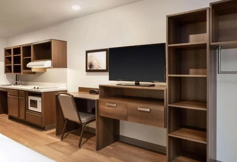 Standard-invahuone, Woodspring Suites Quantico
