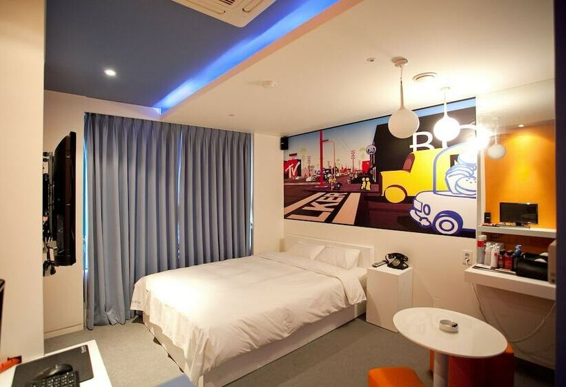 Quarto Estandar, Dong Seoul