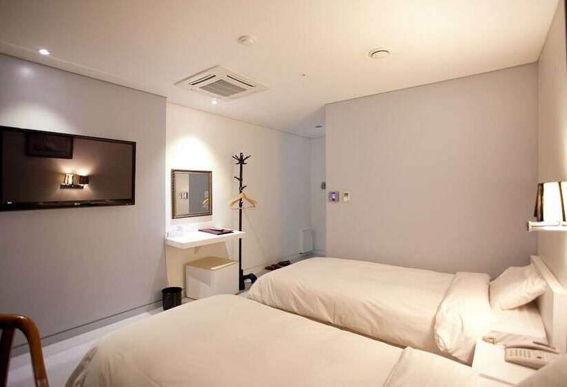 Quarto Deluxe, Dong Seoul
