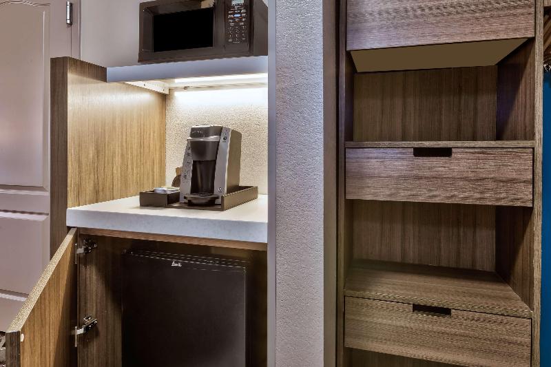 Quarto Deluxe, Dong Seoul