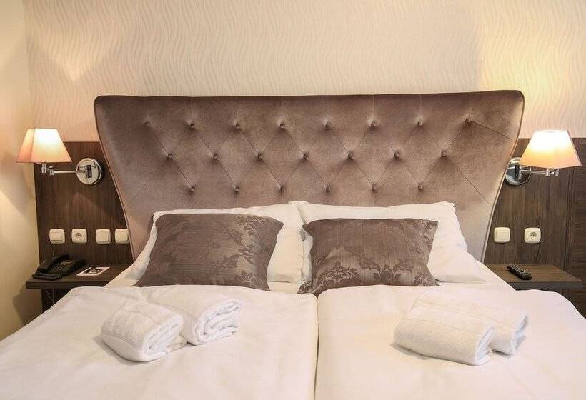 اتاق استاندارد یک نفره, Evropa