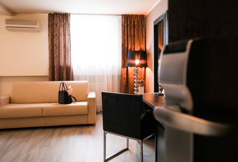 اتاق سوپریور, Evropa