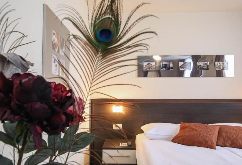 اتاق سوپریور, Evropa