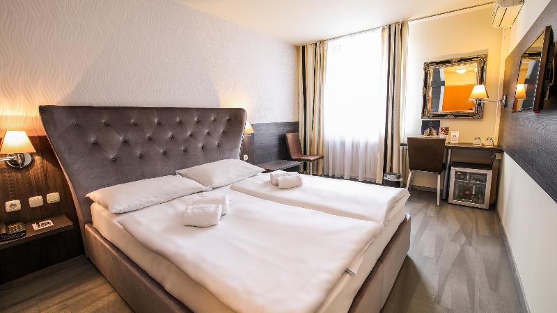 اتاق استاندارد, Evropa