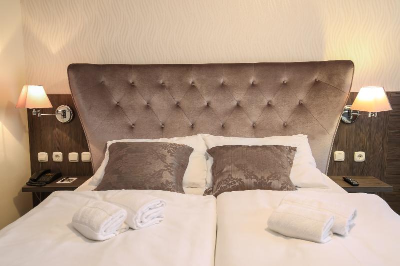 اتاق استاندارد, Evropa