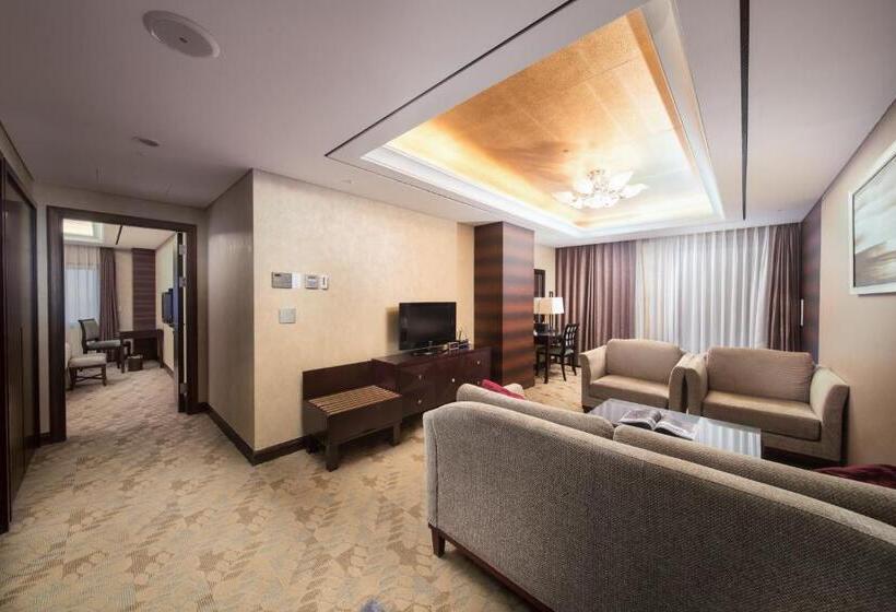 Люкс Премиум, Jeju Sun Hotel & Casino