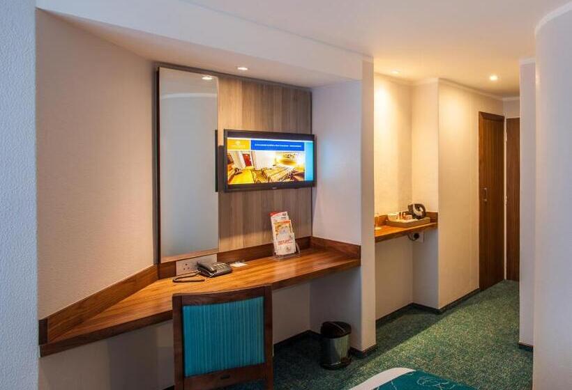 Номер Стандарт, Town Lodge Mbombela