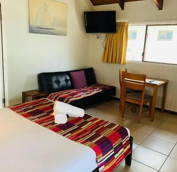 スタンダードスタジオ, Airlie Beach Apartments