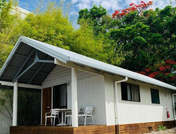 标准工作室, Airlie Beach Apartments