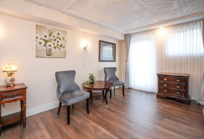 Номер Deluxe Кровать Кинг, Niagara Grandview Boutique