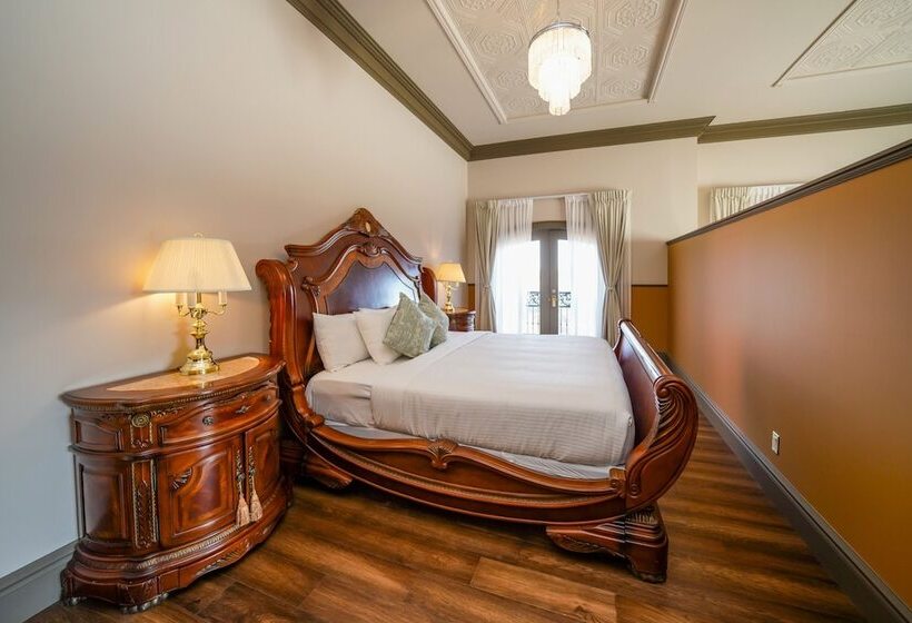 Люкс Повышенной Комфортности, Niagara Grandview Boutique