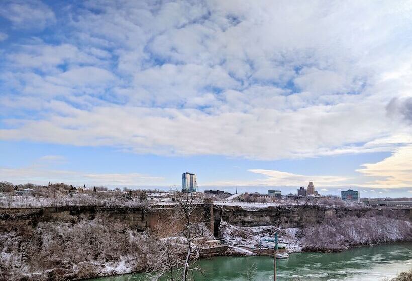 Люкс Повышенной Комфортности, Niagara Grandview Boutique