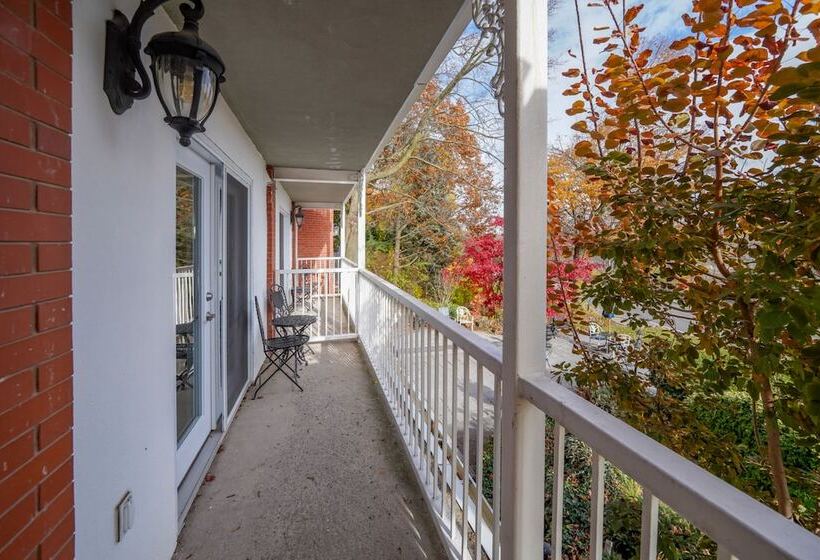 Номер Deluxe, Niagara Grandview Boutique