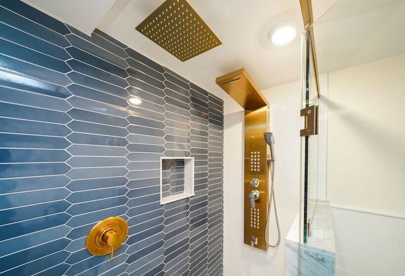 Номер Deluxe, Niagara Grandview Boutique