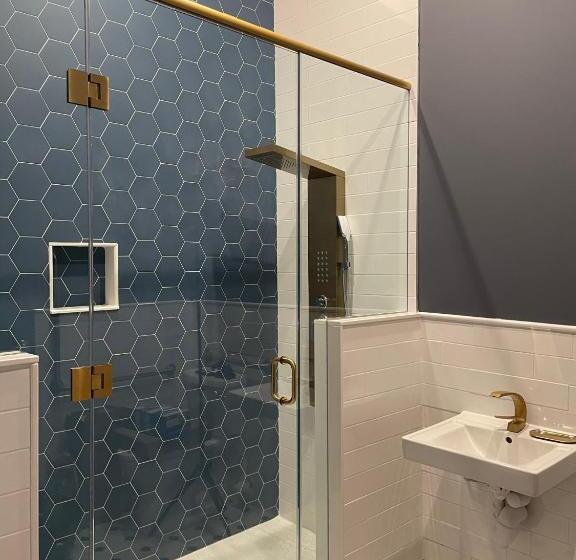 Номер Deluxe Кровать Кинг, Niagara Grandview Boutique