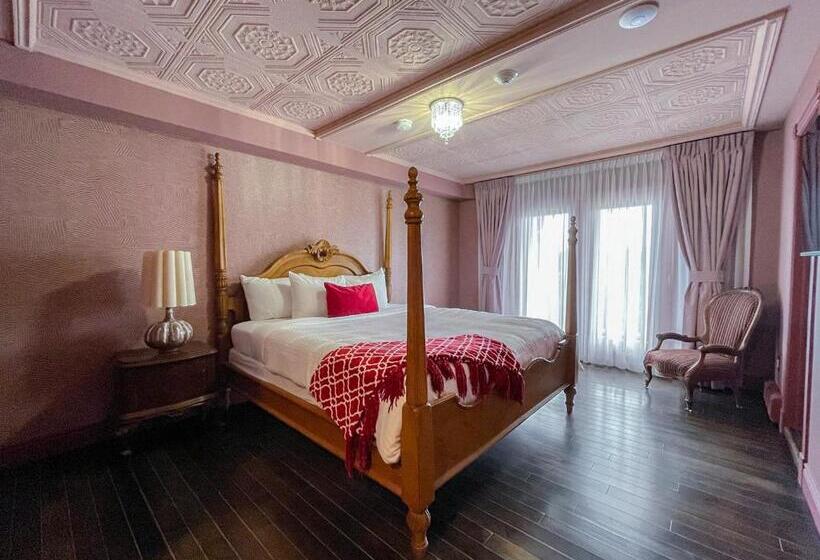 Family Suite, Niagara Grandview Boutique