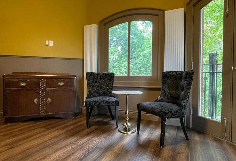 Family Suite, Niagara Grandview Boutique