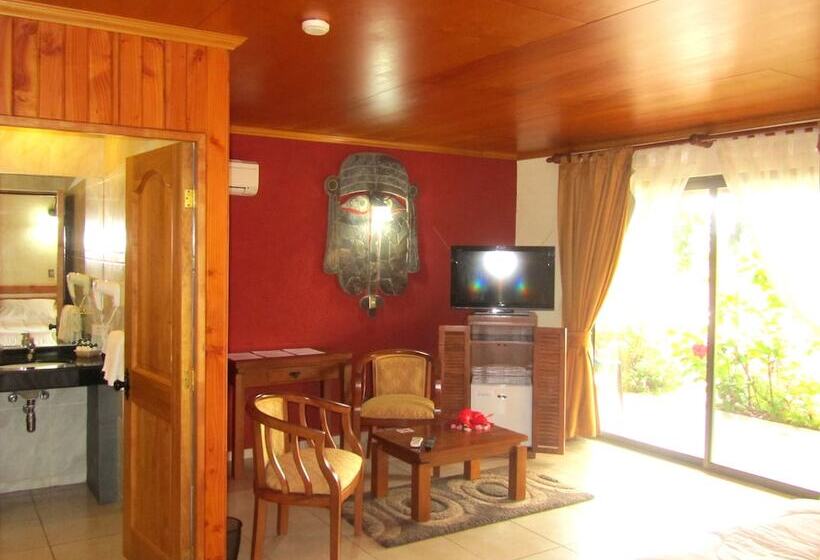 수피리어 트리플 룸, Puku Vai