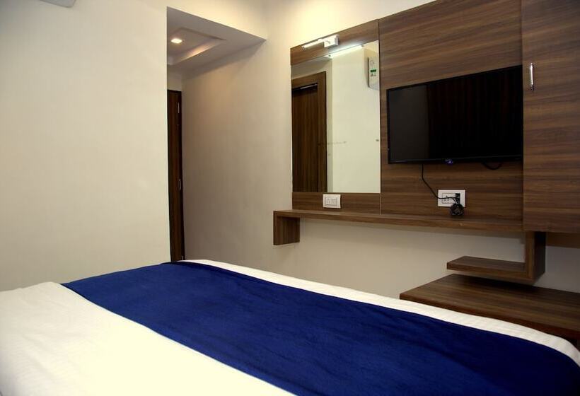 디럭스 룸, Shobhna Palace