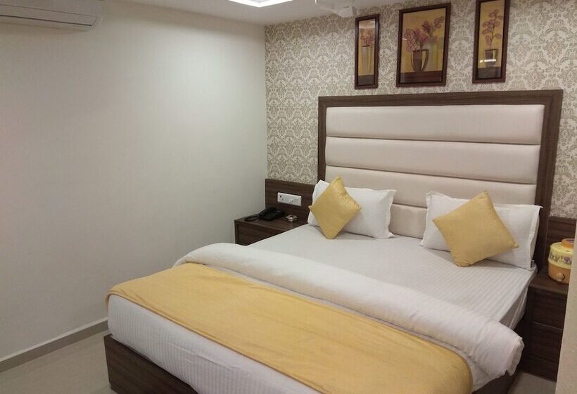 디럭스 룸, Shobhna Palace