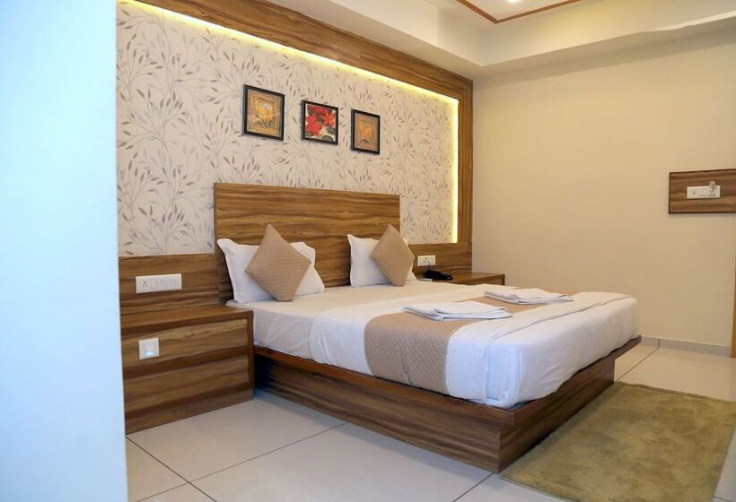 디럭스 룸, Shobhna Palace