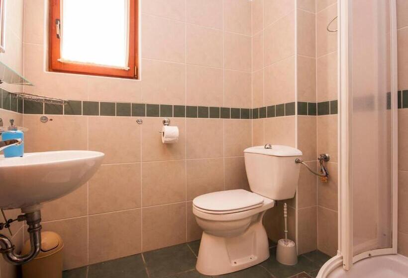 شقة غرفة واحدة, Apartment Toni 555