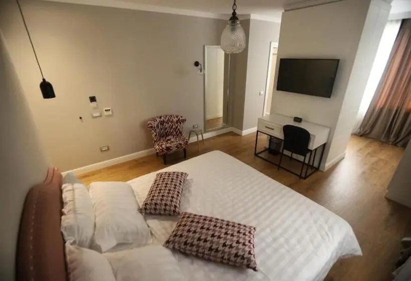 デラックストリプルルーム, Boutique Hotel Whisky